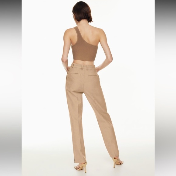 Aritzia- Babaton Sculpt Knit One-Shoulder Top - Picture 3 of 8